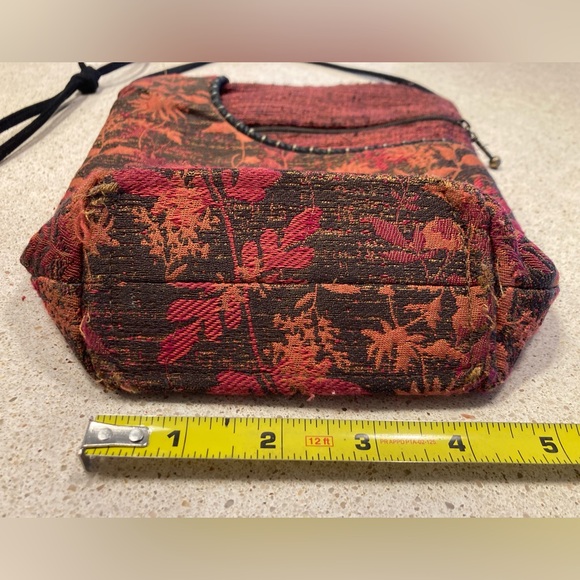 Red and Orange Crossbody Bag with Floral Pattern - Picture 6 of 13